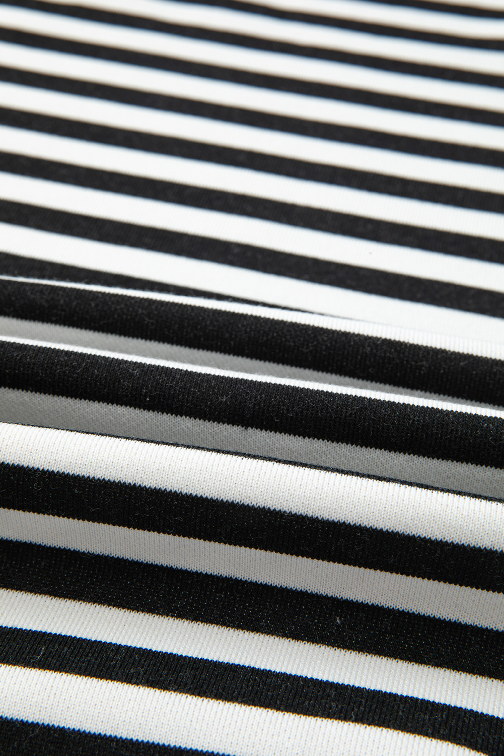 Red Stripe Contrast Ribbed Trim Crossed Stitch Drop Shoulder Sweatshirt