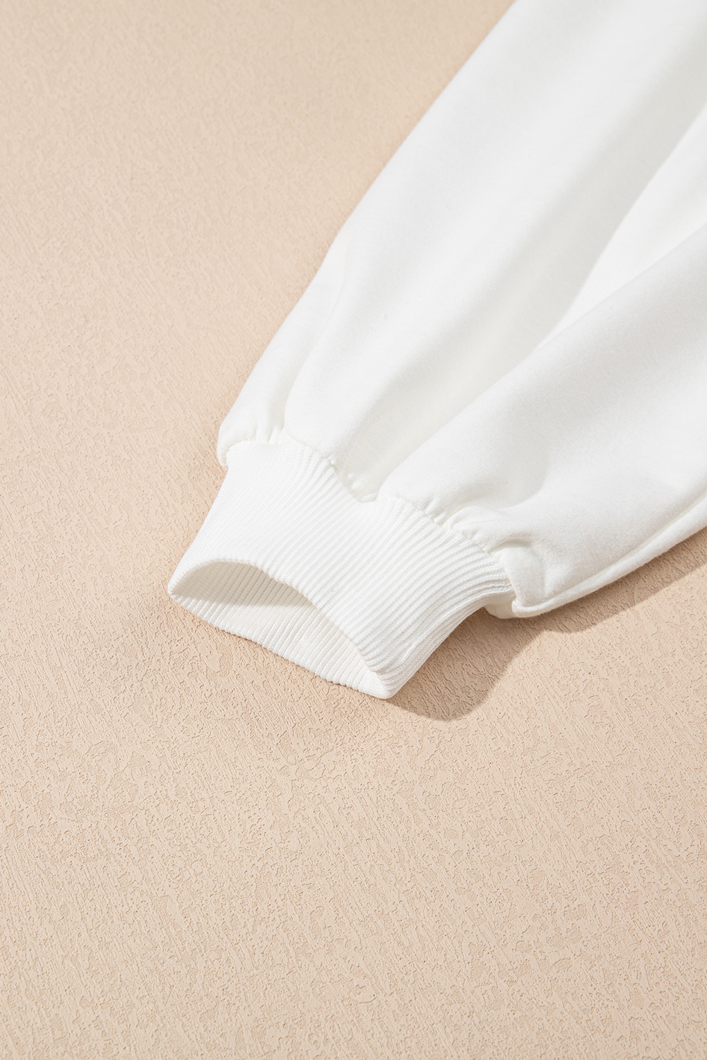 White XOXO Chenille Letter Graphic Valentine Pullover Sweatshirt