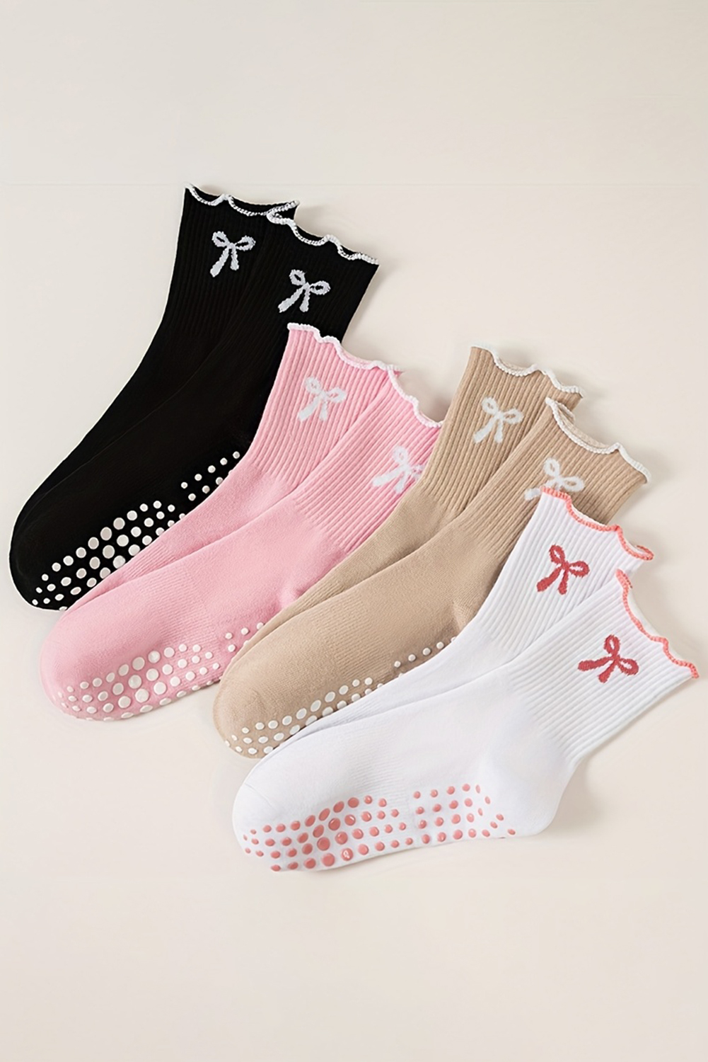 White Bow Print Non-Slip Ruffle Grip Socks
