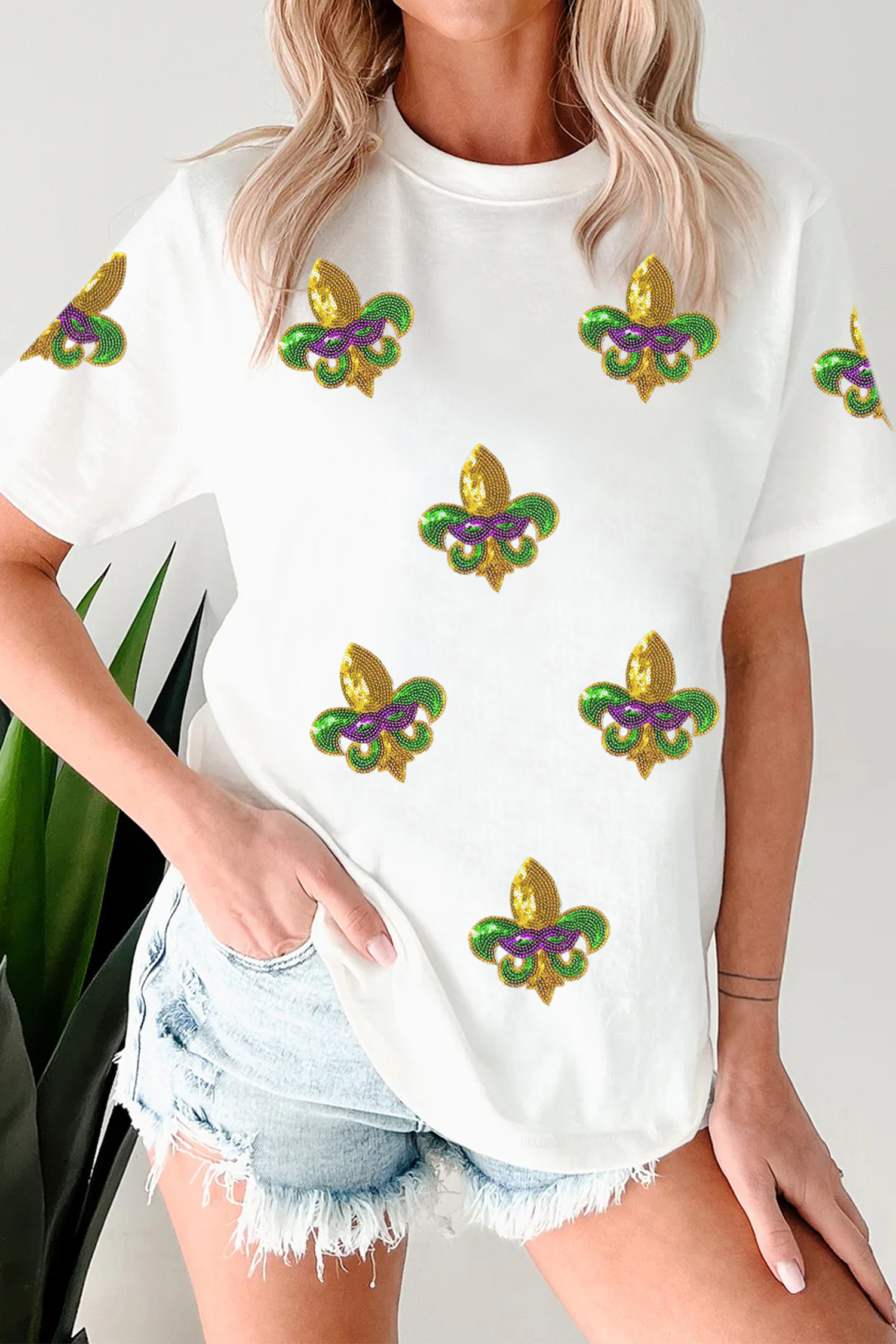 White Mardi Gras Fleur De Lis Patterned T Shirt