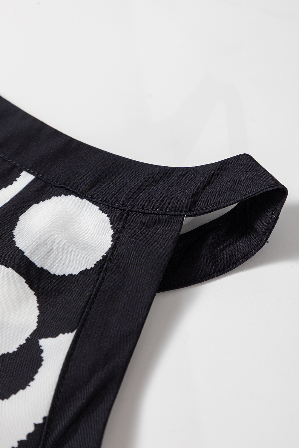 Black Abstract Dot Flower Print Tank Top