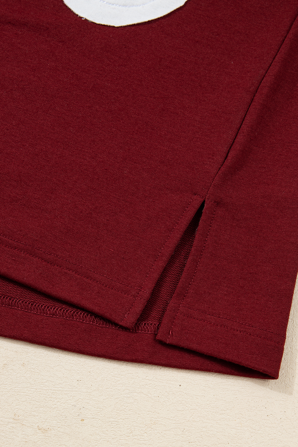 Red Dahlia Cheerful Daisy Flower Patched Round Neck Long Sleeve Top