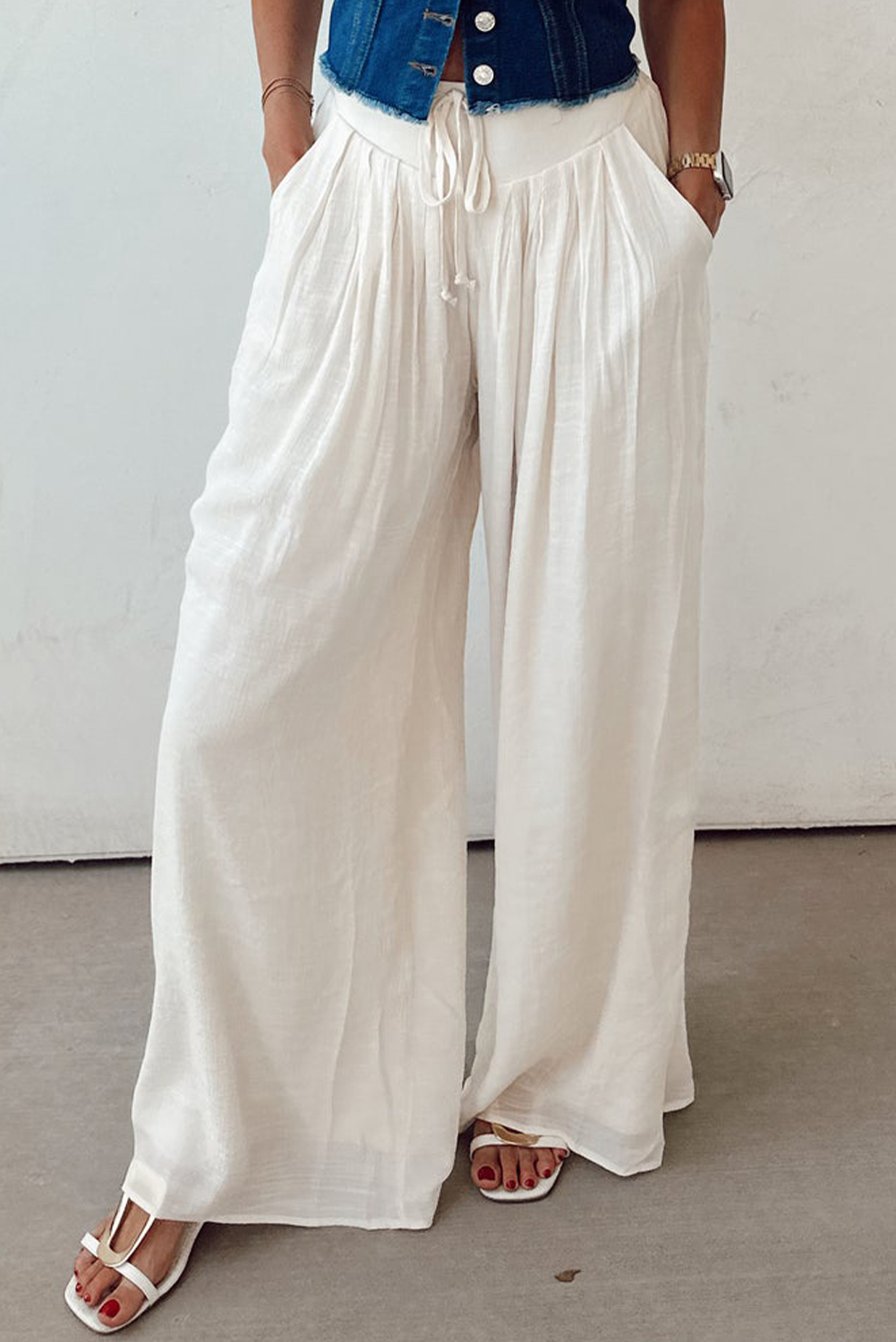 White Solid Drop Waist Pleated Wide Leg Casual Pants