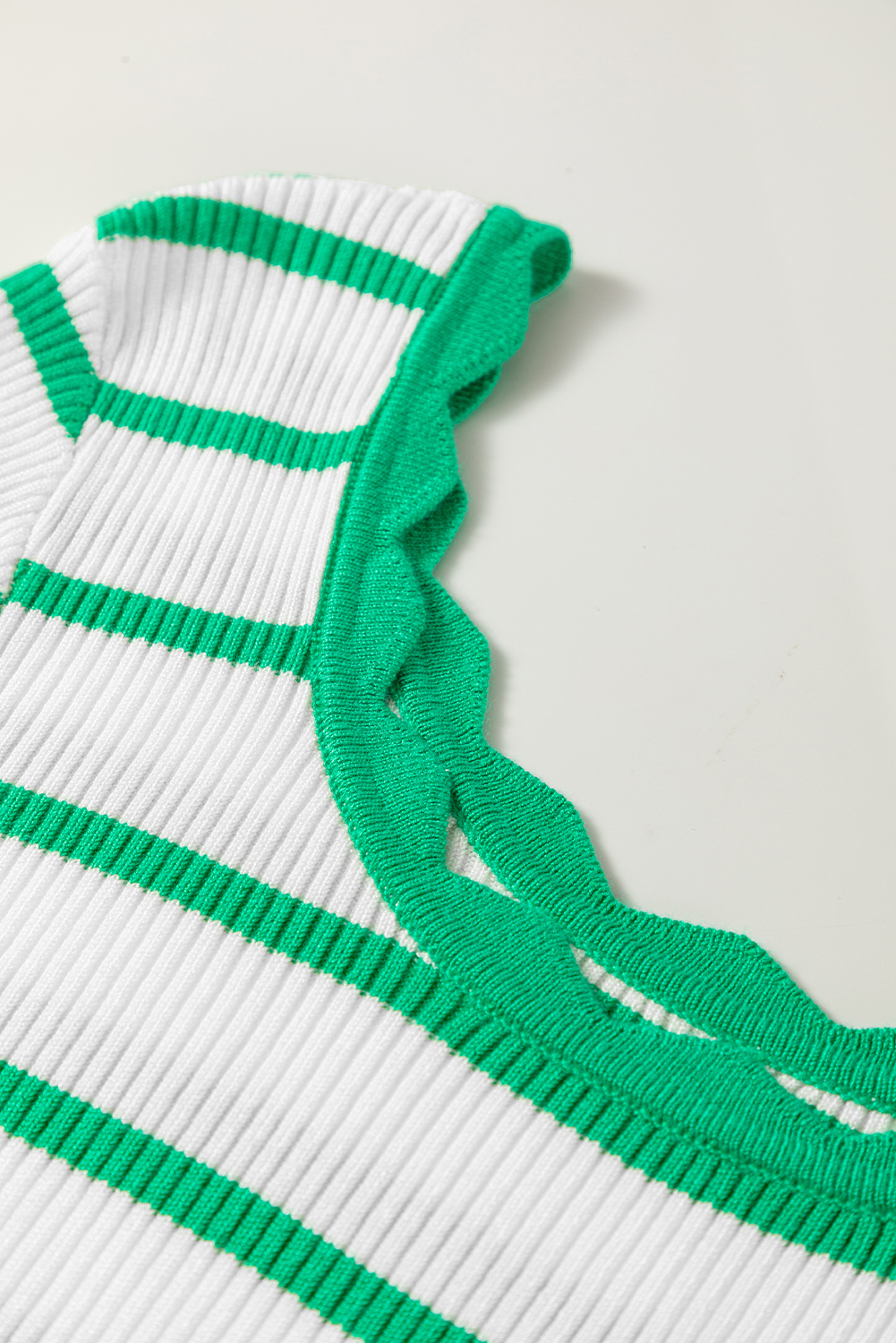 Black white Scalloped Trim U Neck Striped Ribbed Slim Sweater