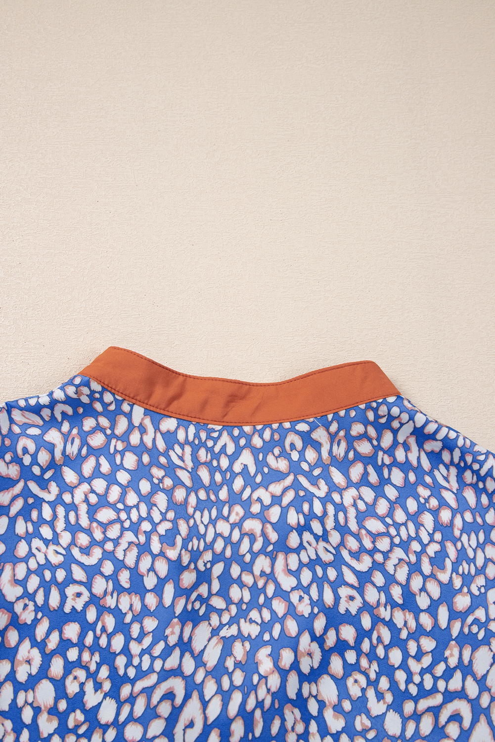 Ashleigh Blue Leopard Print Spot Contrast V Neck Half Puff Sleeve Shirt