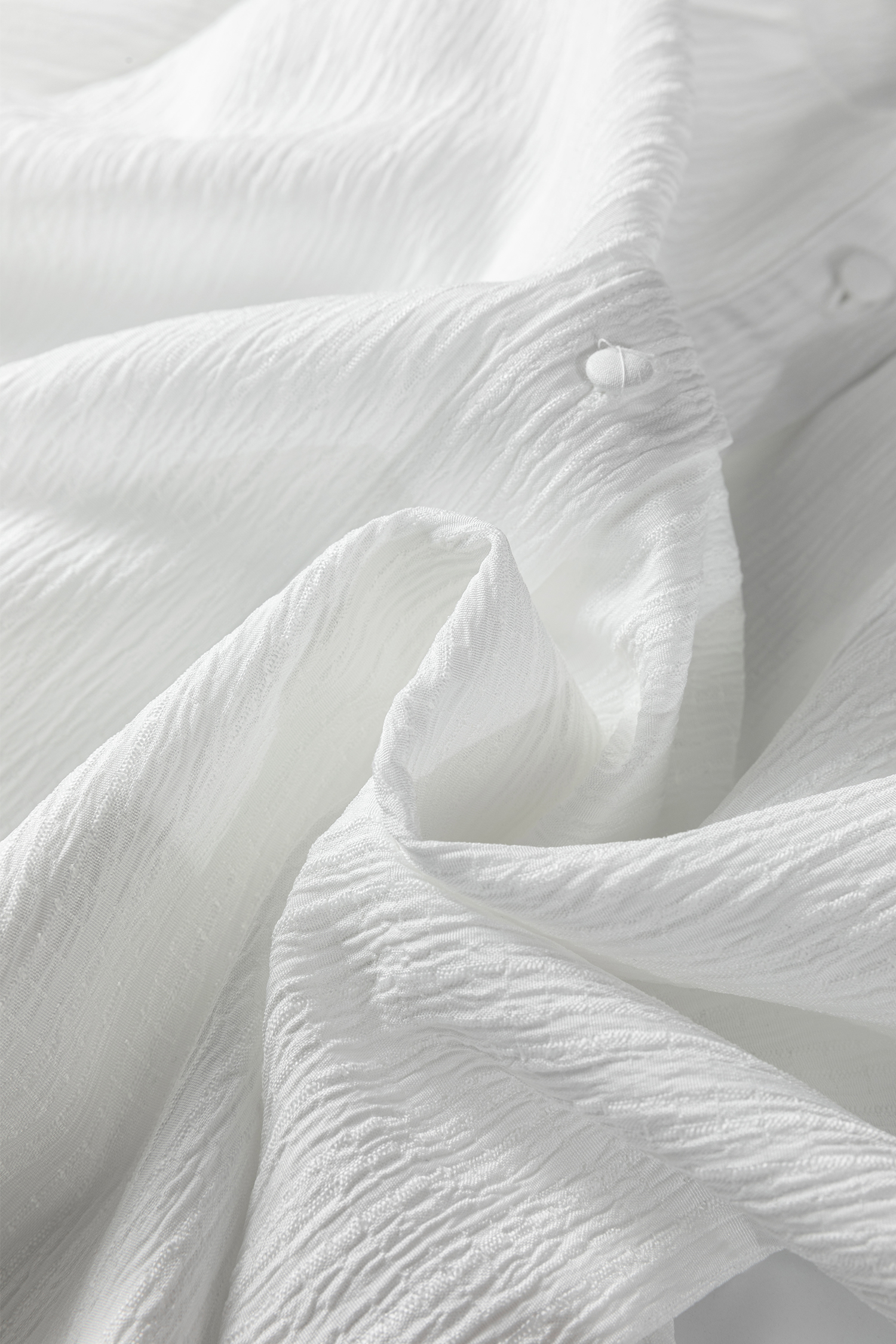 White Crinkled Texture Lantern Sleeve Button Down Loose Shirt