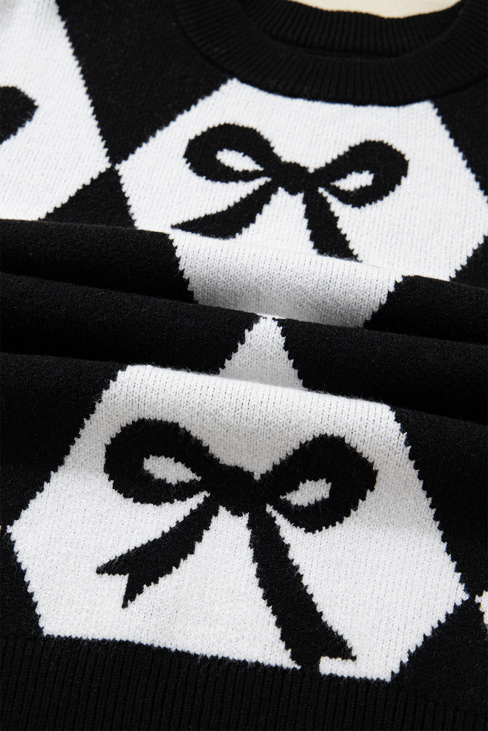 Black Bow Print 2-tone Rhombus Knit Loose Sweater