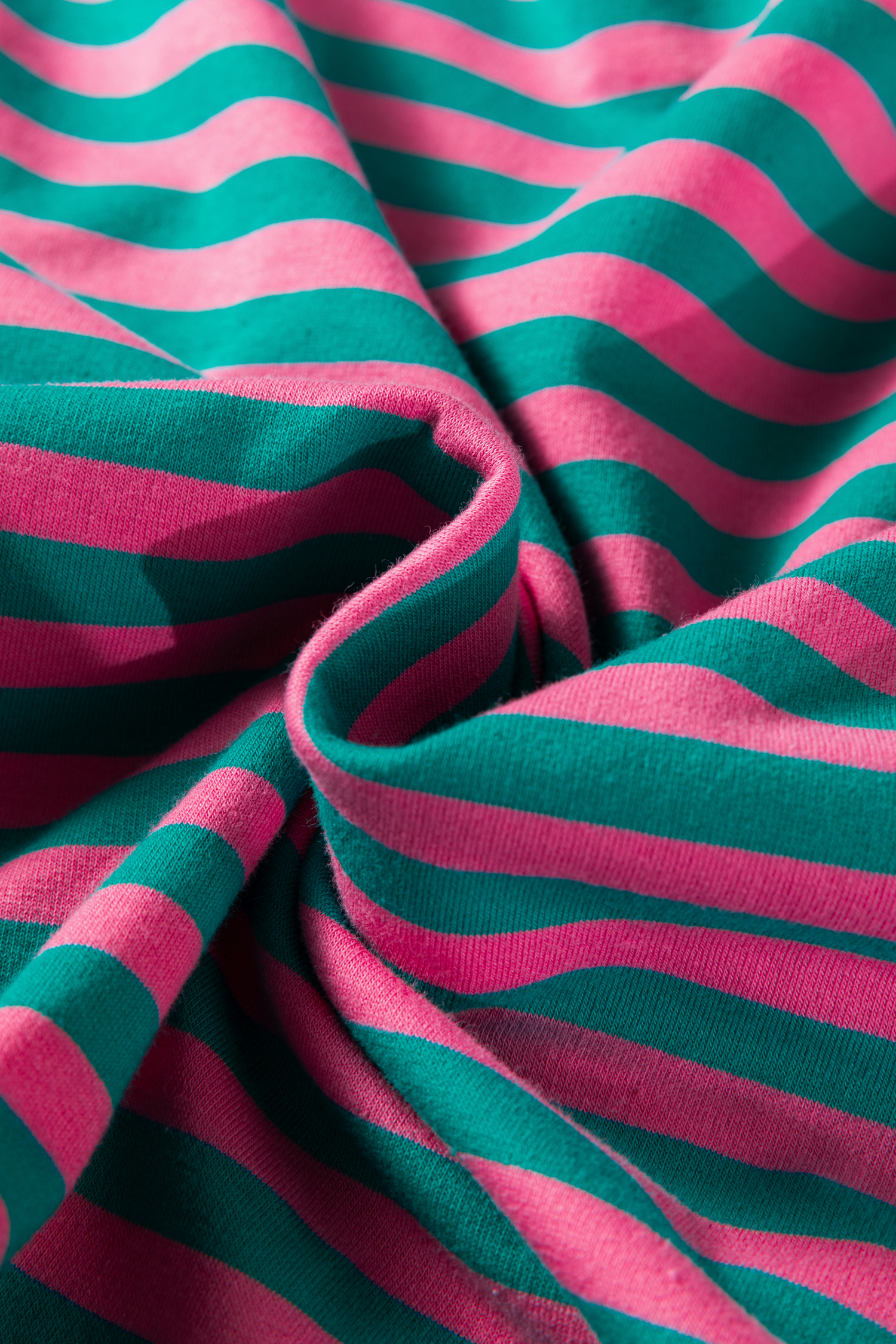 Racing Red Striped Print Drop Shoulder Lace Trim Bracelet Sleeve Loose Top