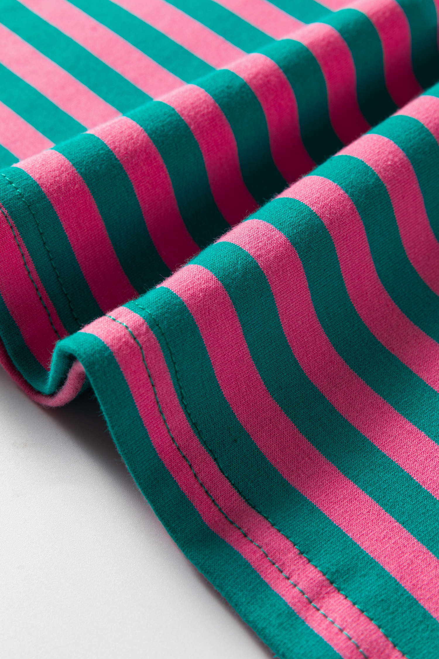 Racing Red Striped Print Drop Shoulder Lace Trim Bracelet Sleeve Loose Top