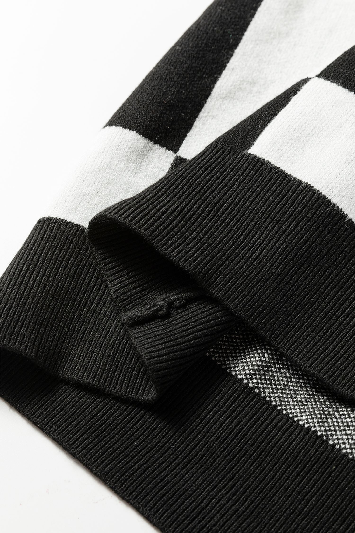 Black Checkered Pattern Loose Drop Shoulder Half Sleeve Sweater