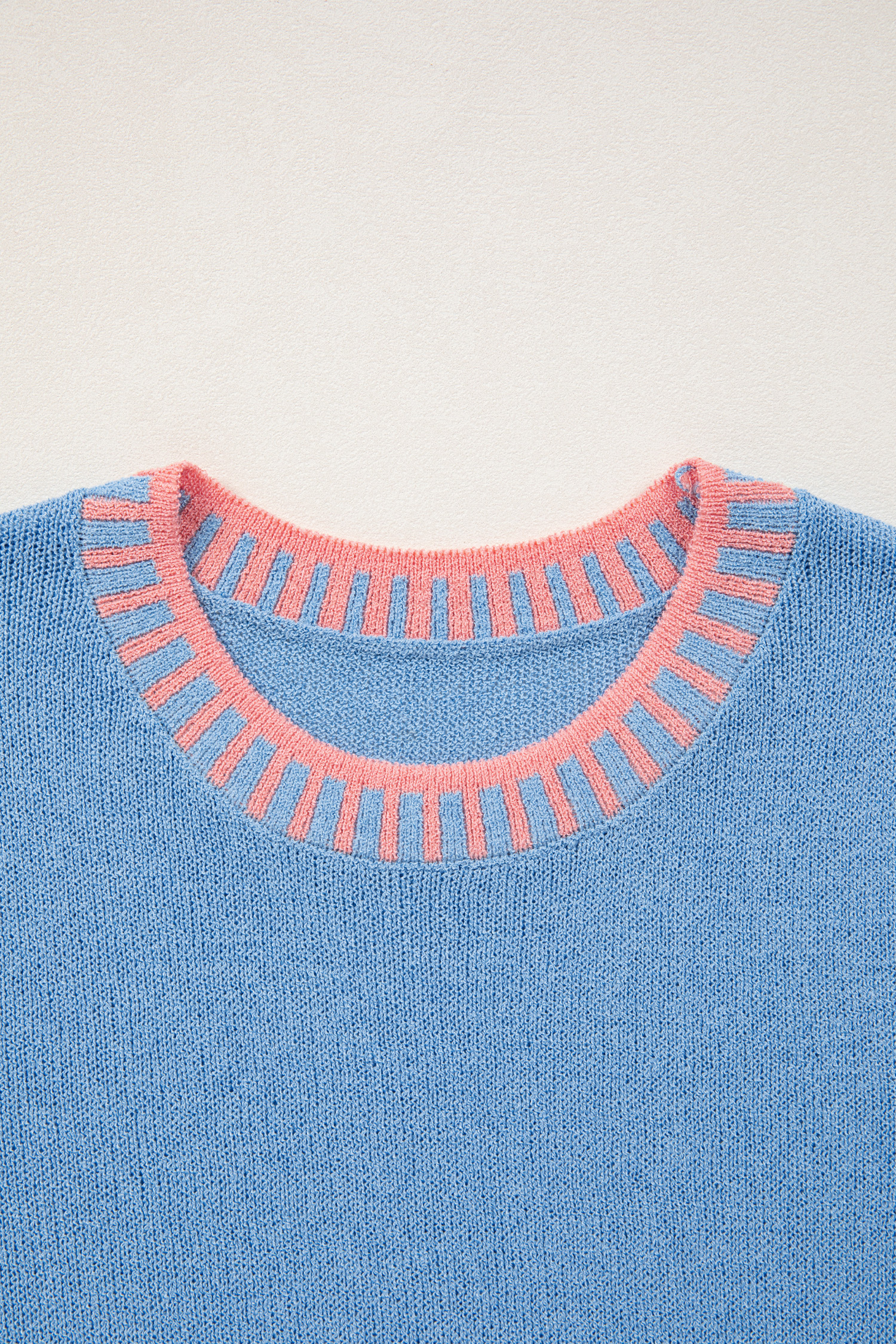 Sky Blue Contrast Trim Round Neck Sleeveless Sweater