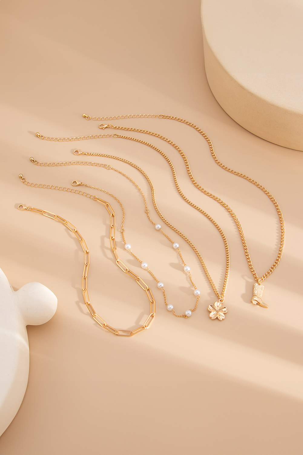 Gold Plated Flower Boot Pendent Pearl Chaining Necklace