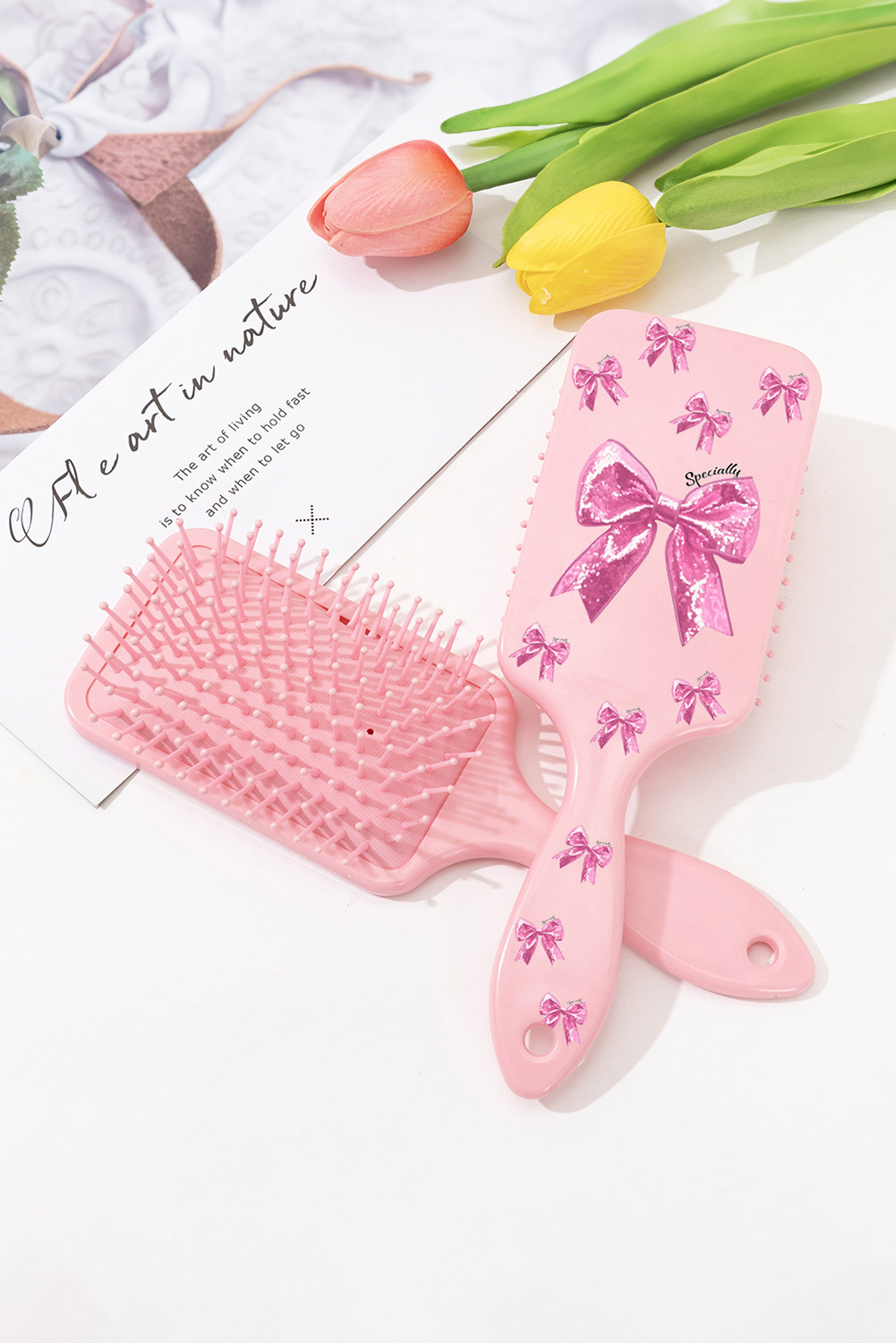 Gossamer Pink Glitter Bow Print Air Cushion Comb