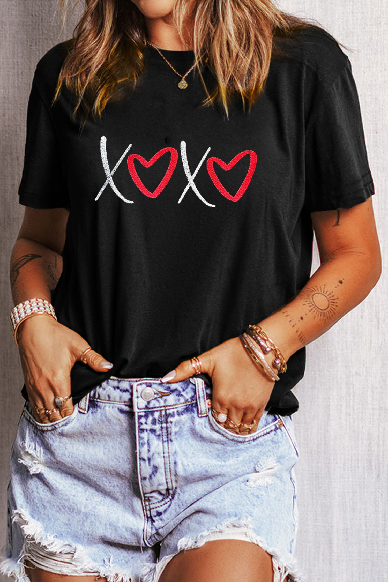 Black XOXO Valentines Heart Embroidered Casual Graphic Tee