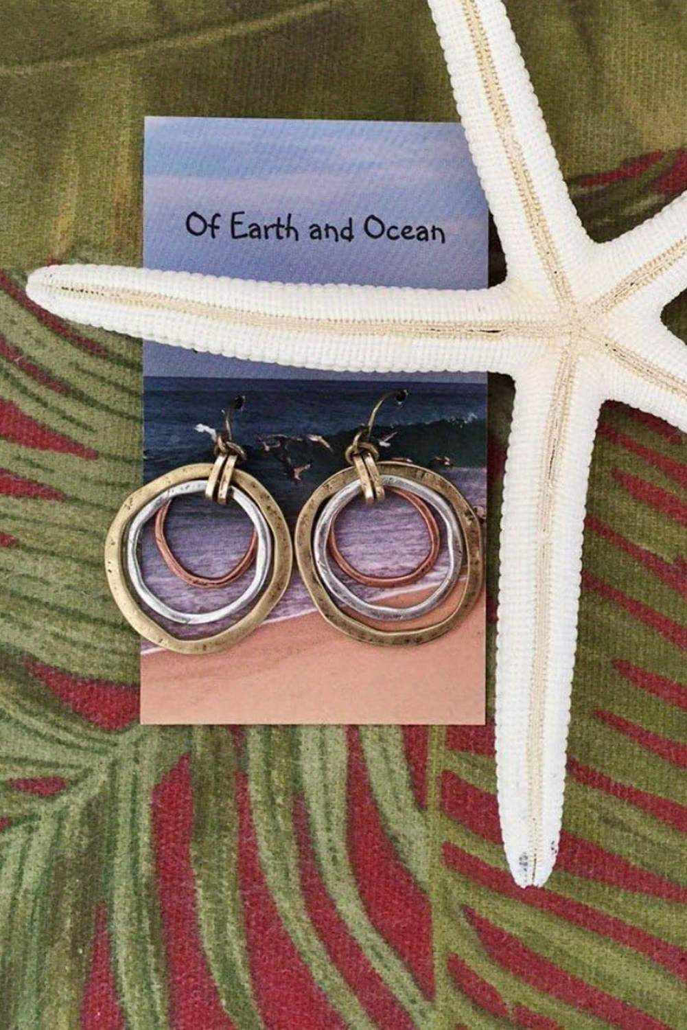 Silvery Vintage Triple Circle Alloy Hook Earrings