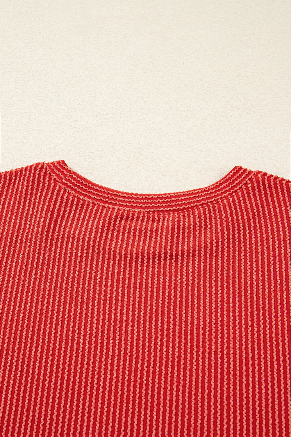 Evergreen Twisted Rib Outlined Merry Letter Graphic Loose Long Sleeve Top