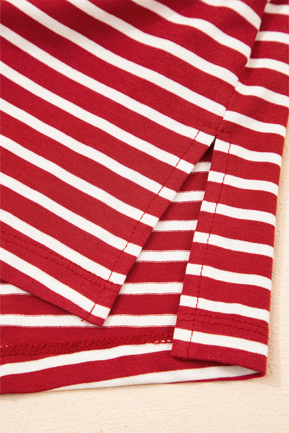 Red Stripe Chest Pocket Patch Round Neck Tank Top