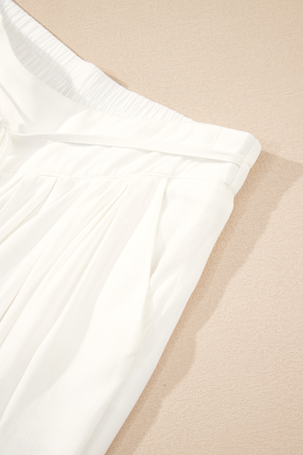 White Solid Drop Waist Pleated Wide Leg Casual Pants