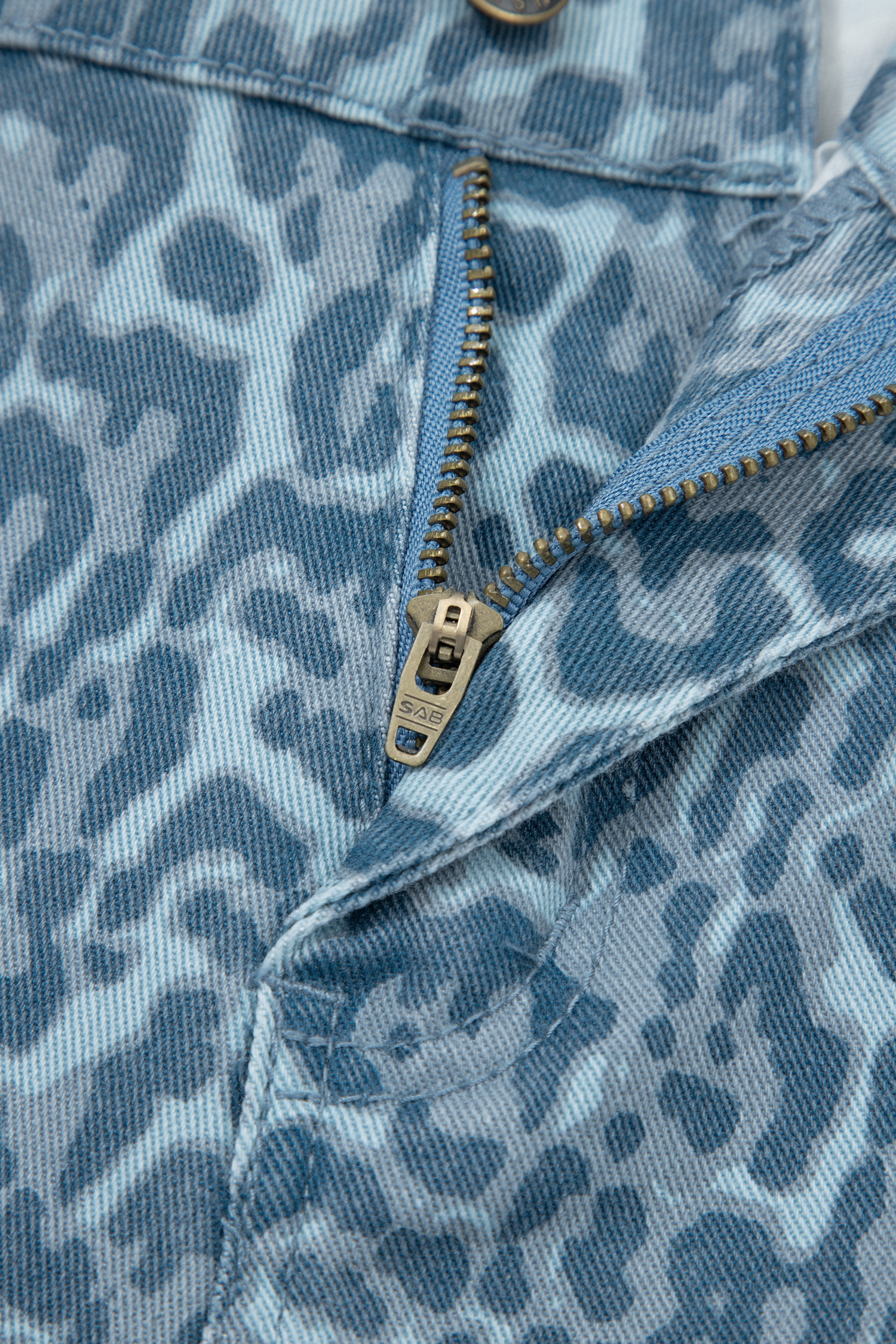 Rose Leopard Frayed Edge Wide Leg High Waist Jeans