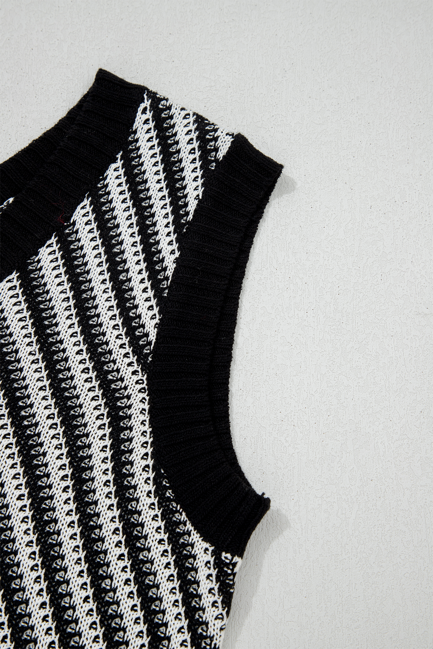 Black Contrast Chevron Knit V Neck Sweater Vest