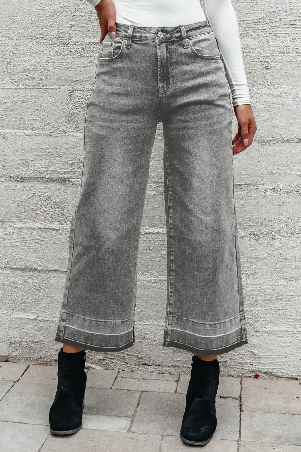 Gray Raw Hem Straight Leg Loose High Waist Jeans