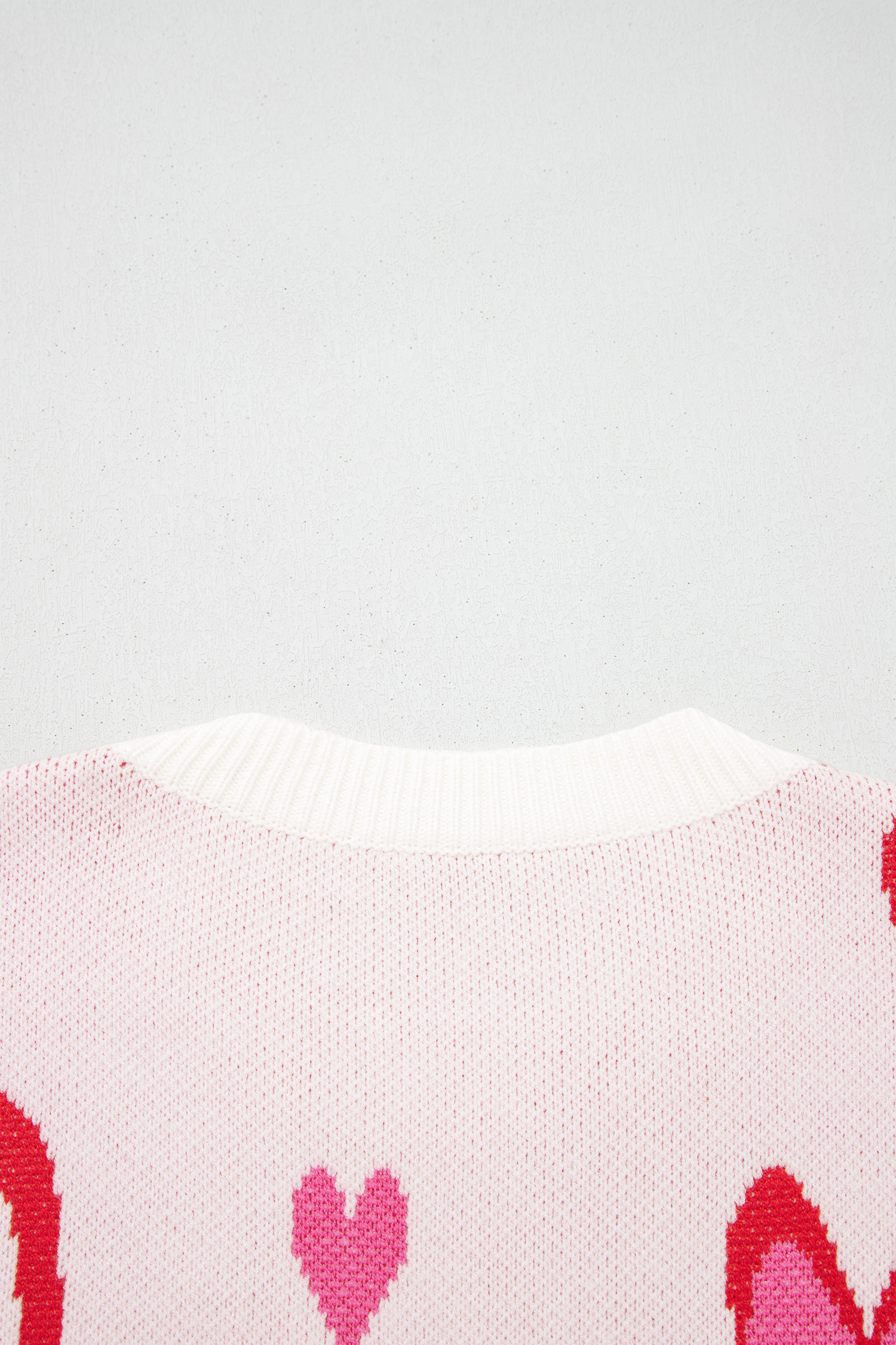 White Splendid Heart Print Valentines Day Sweater