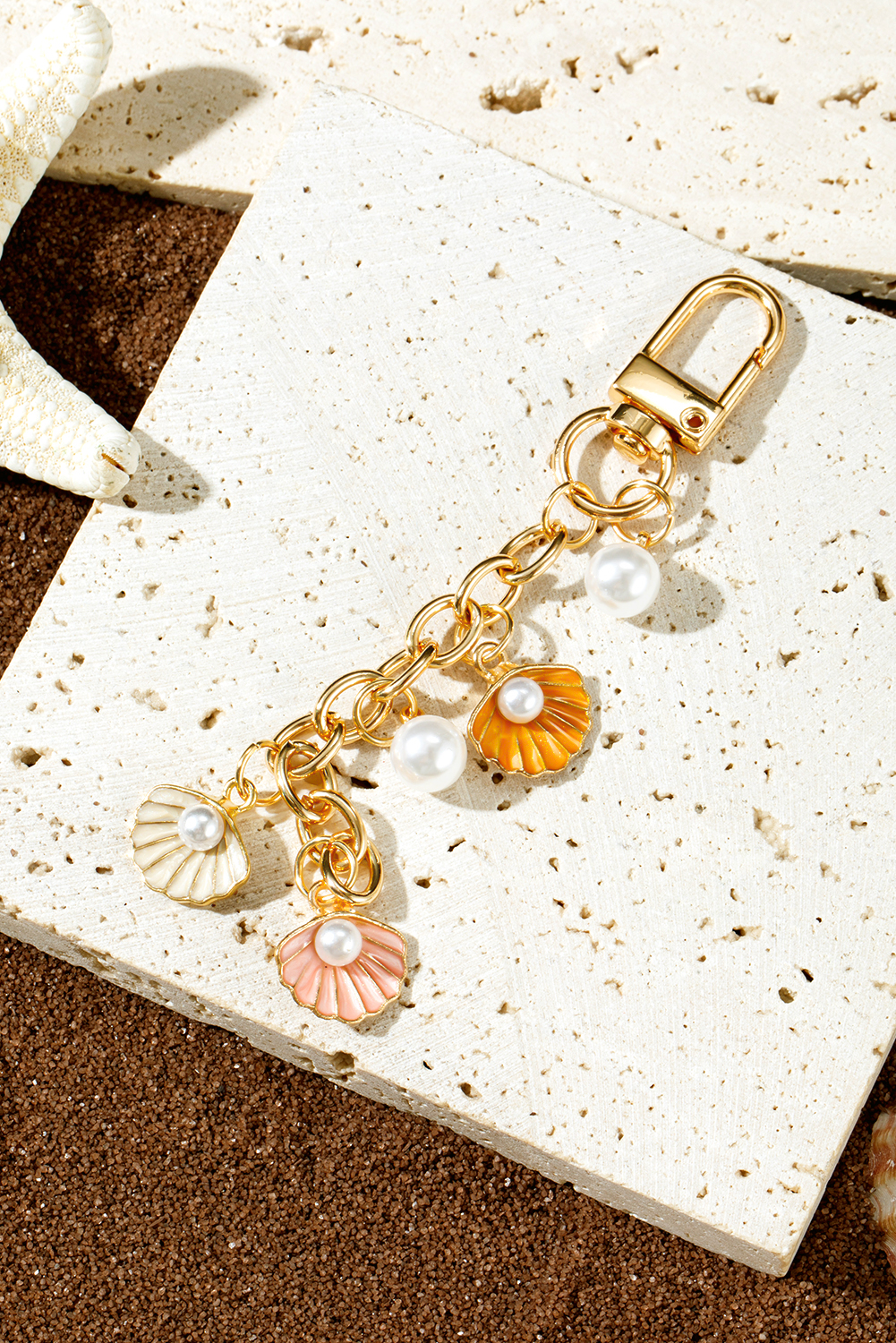 Gold Vacation Shell Pearl Chaining Keychain