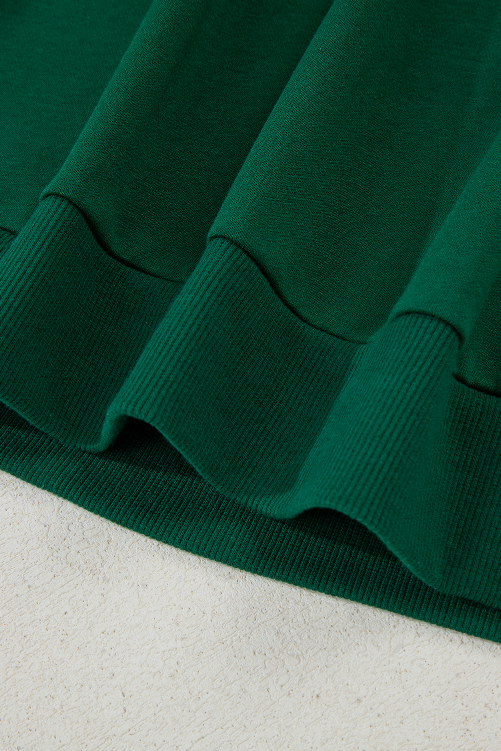 Evergreen Embroidered Letter Graphic Christmas Fashion Sweatshirt