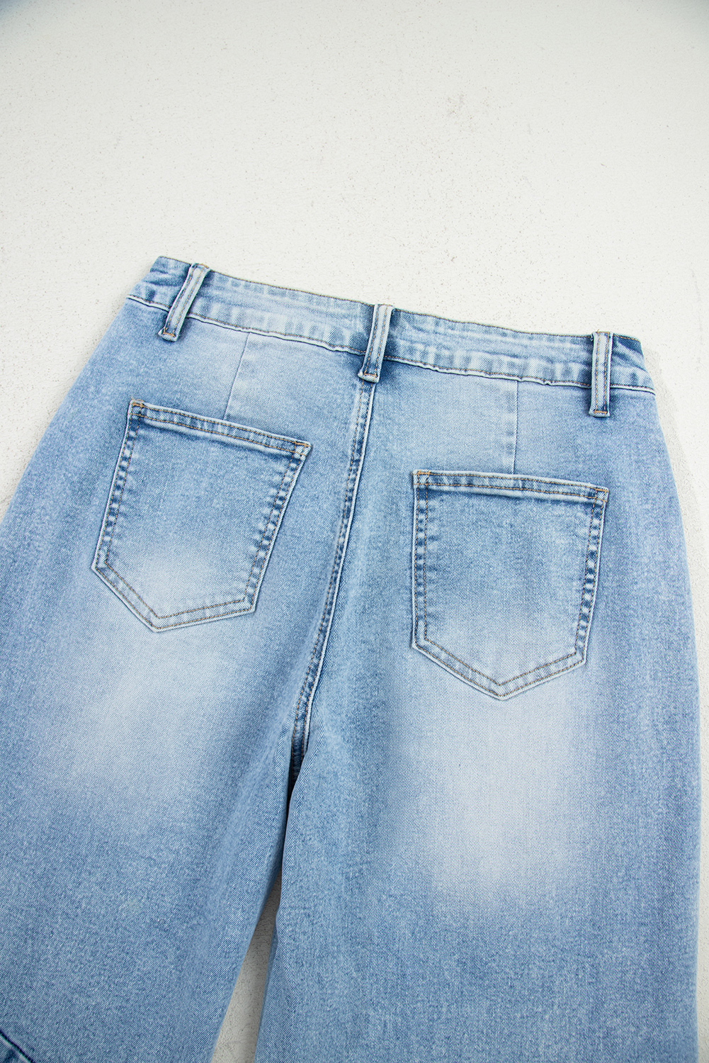 Beau Blue Flower Patched Light Wash Cropped High Waist Jeans