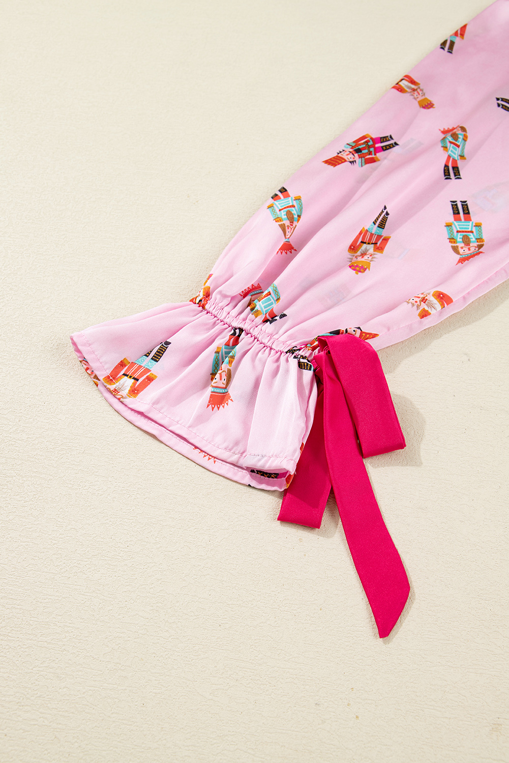 Pink Nutcracker Print Contrast Trim Tied up Bow Silky 2pcs Pajama Set