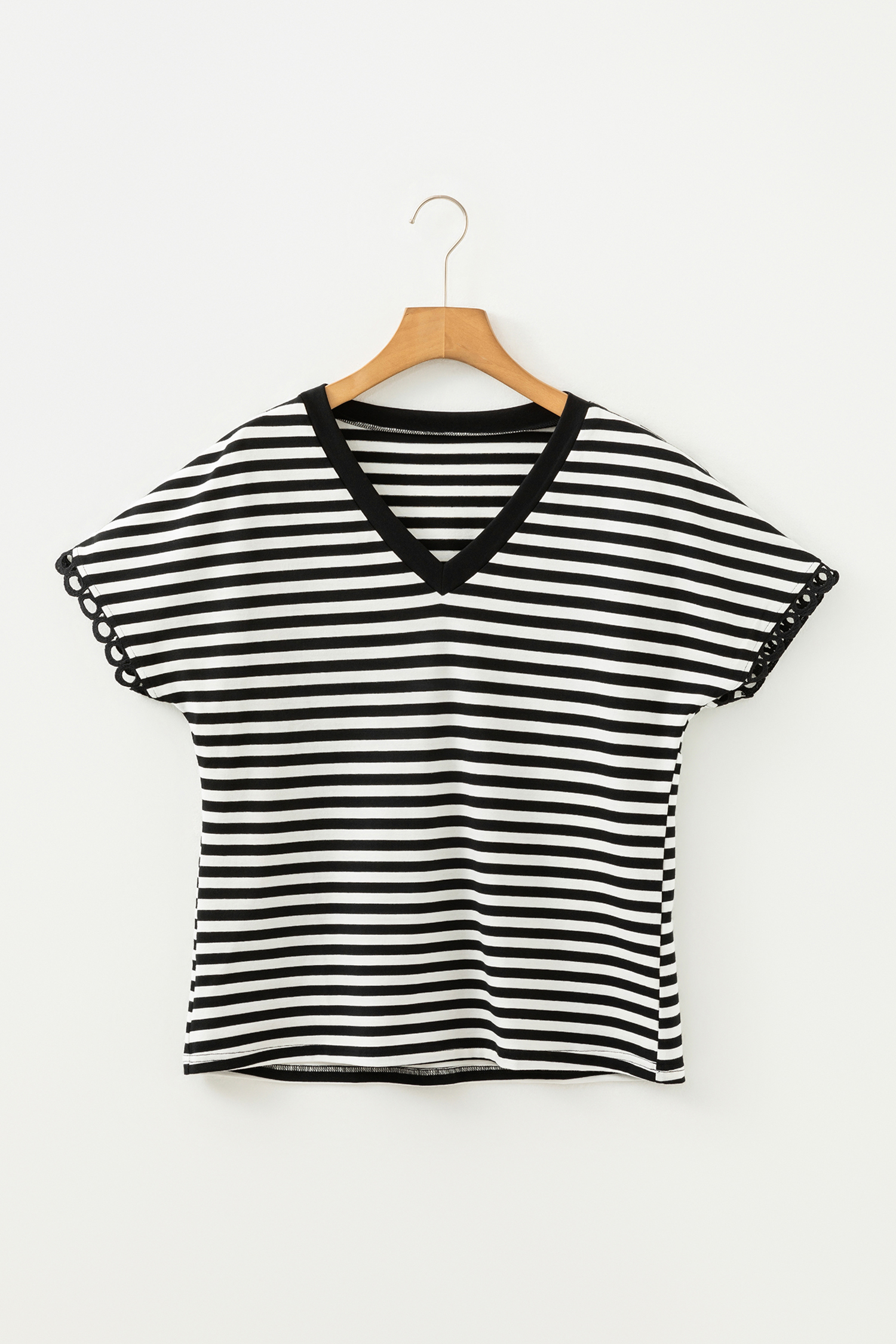 Black Striped Print V Neck Delicate Trim Casual Tee