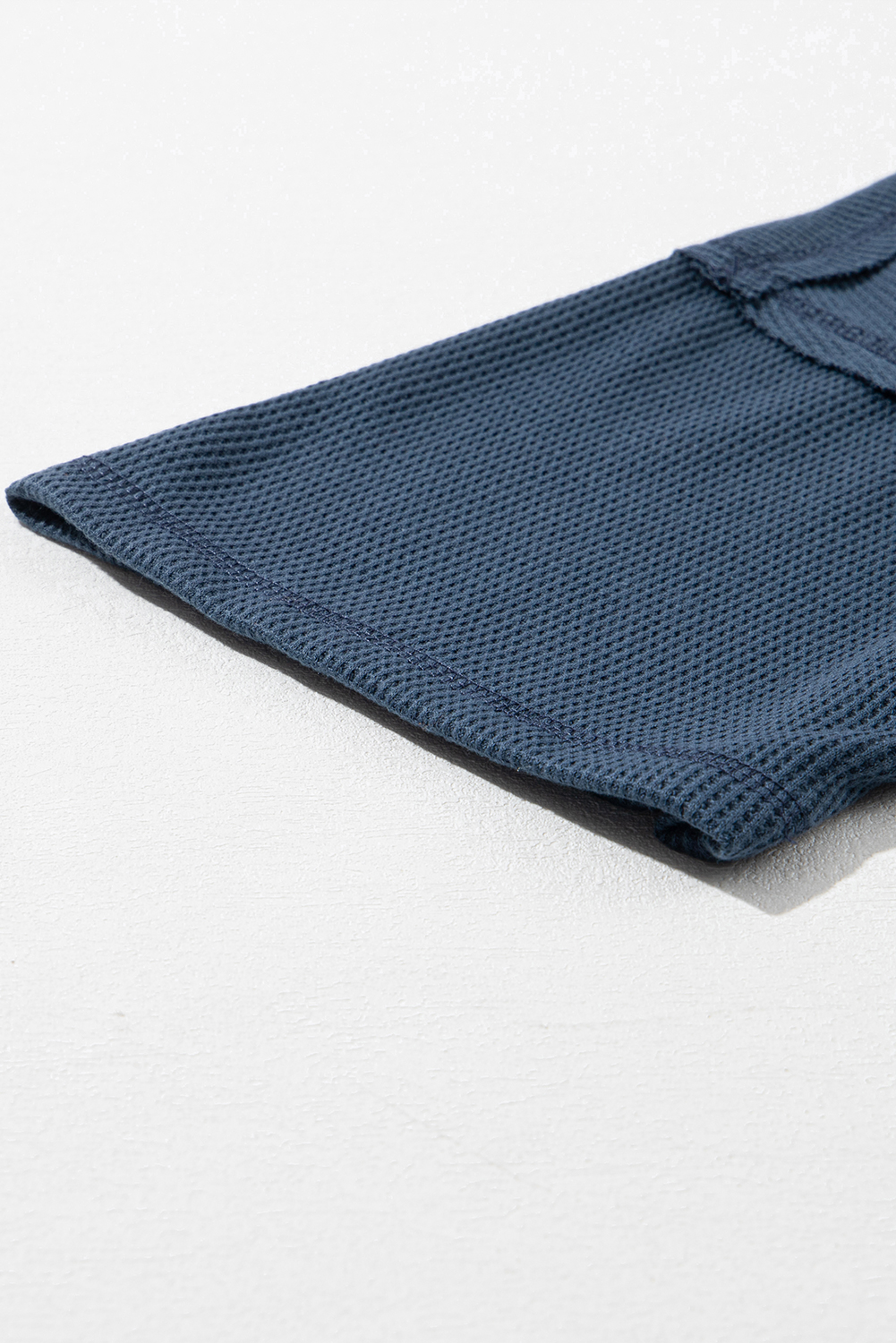 White Exposed Seam Half Sleeve Knitted V Neck Textured Top