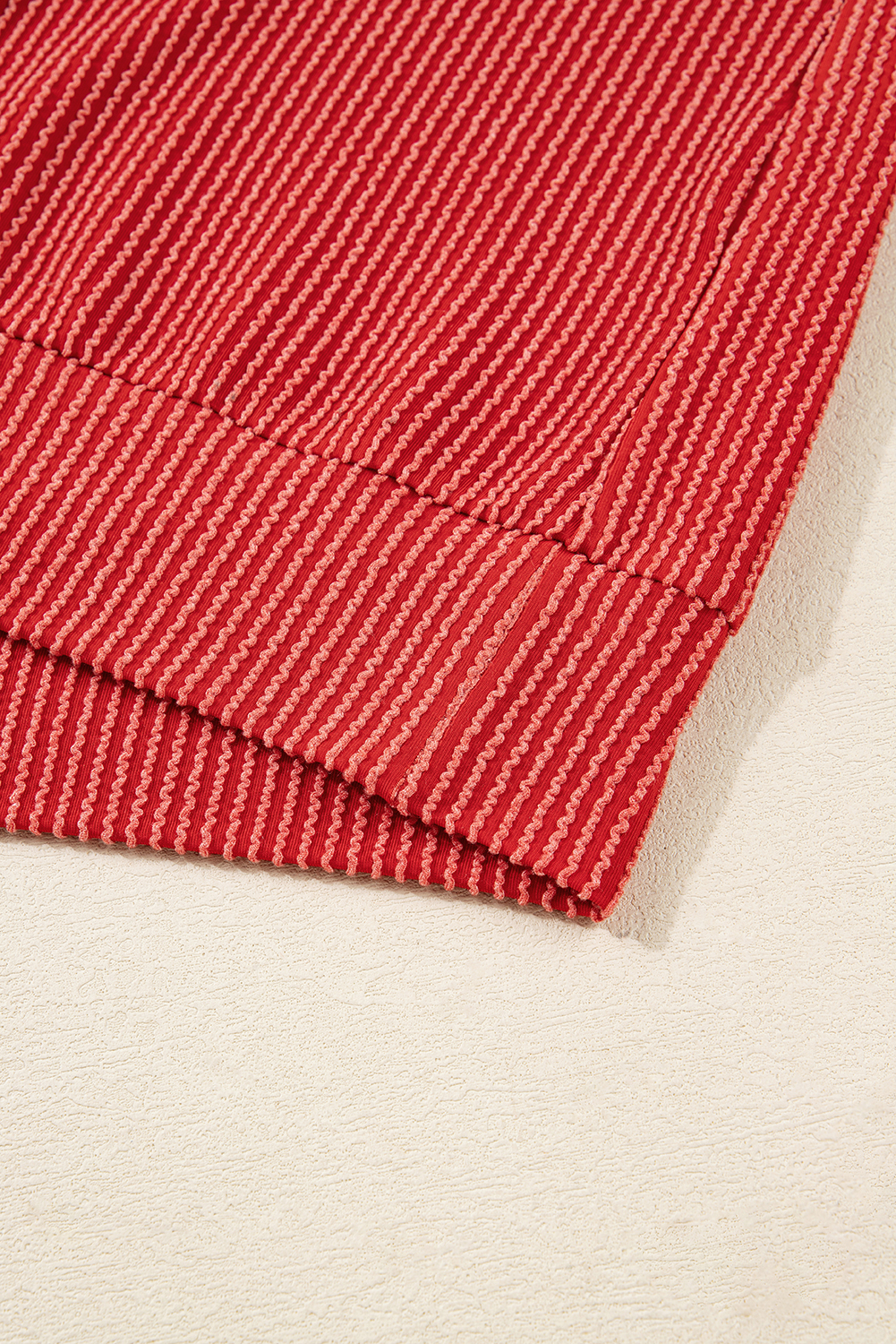 Evergreen Twisted Rib Outlined Merry Letter Graphic Loose Long Sleeve Top