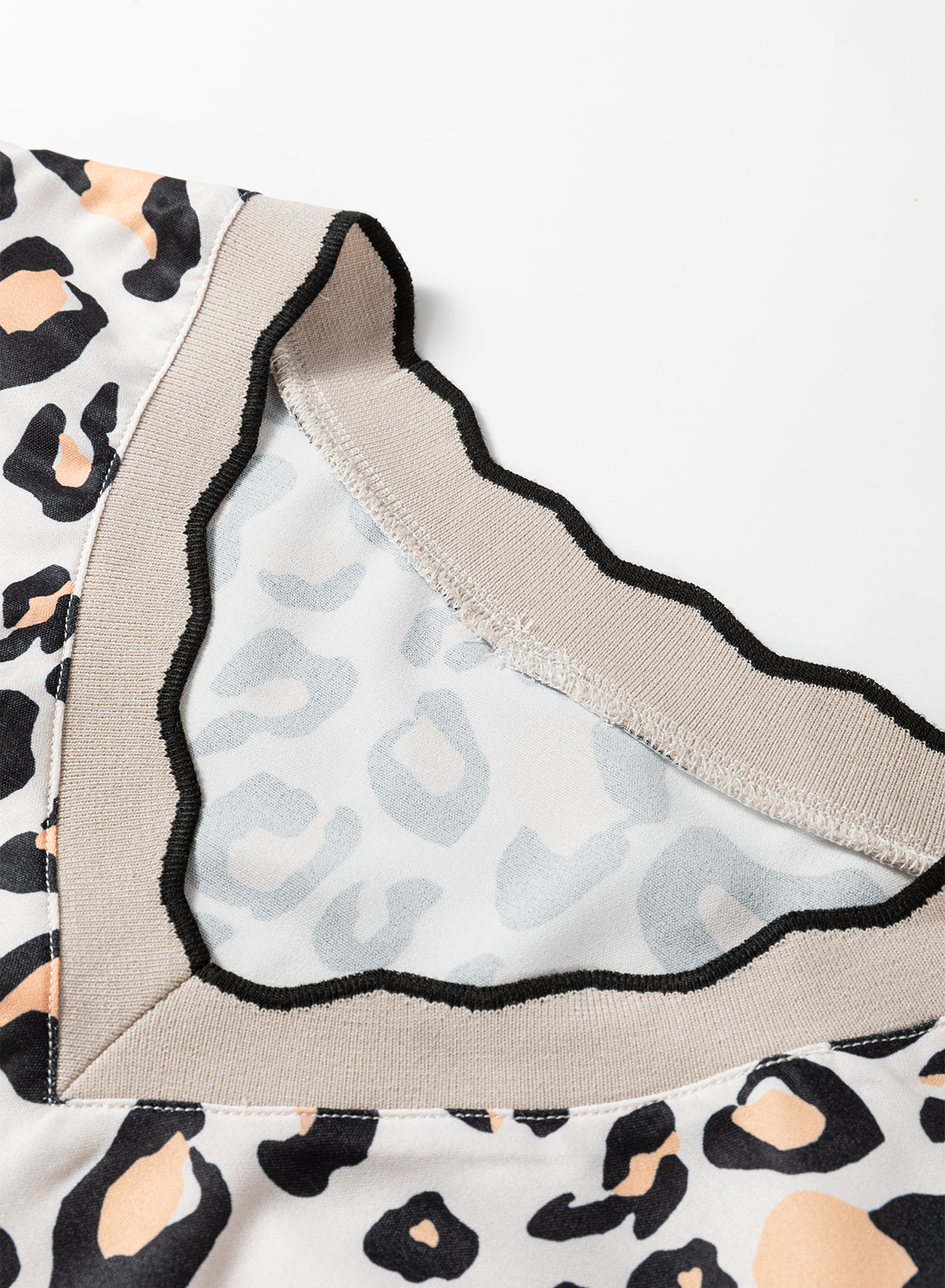 Khaki Leopard Print Contrast Scalloped V Neck Long Sleeve Blouse