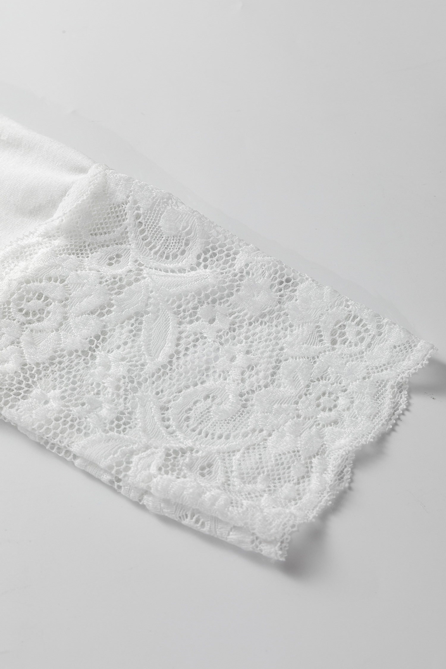 White Lace Trim V Neck Cuffed Long Sleeve Loose Top
