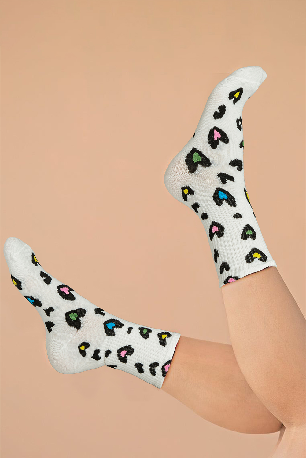 White Leopard Print Ribbed Edge Soft Socks