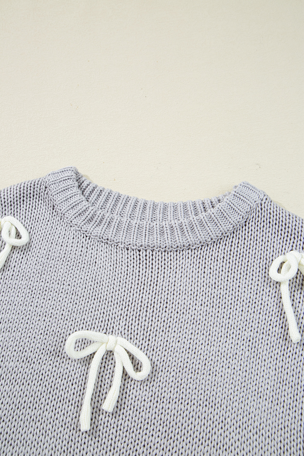 Light Grey Bowknot Applique Cap Sleeve Sweater