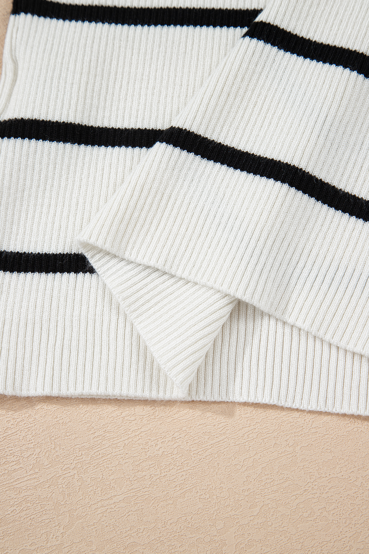 Bright Green Striped Scalloped Edge U Neck Sleeveless Sweater Vest