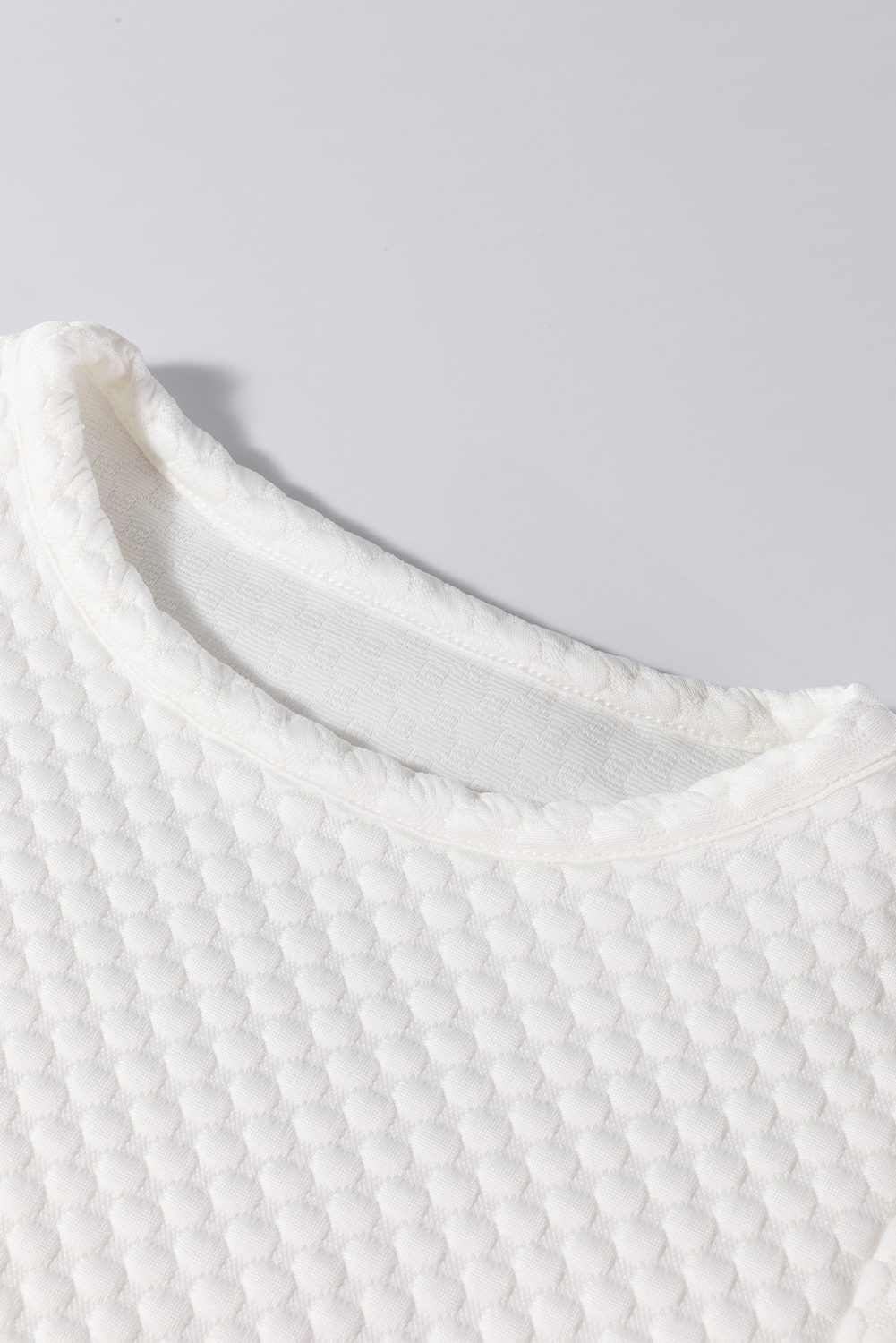 White Solid Textured O Neck Puff Sleeve Blouse