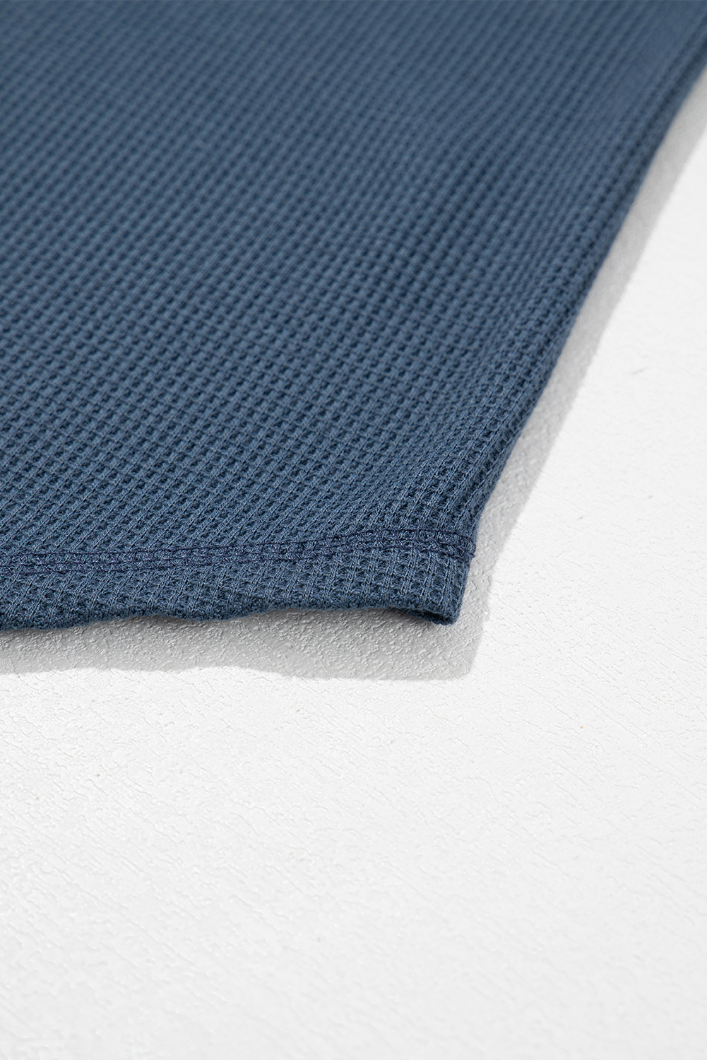 White Exposed Seam Half Sleeve Knitted V Neck Textured Top