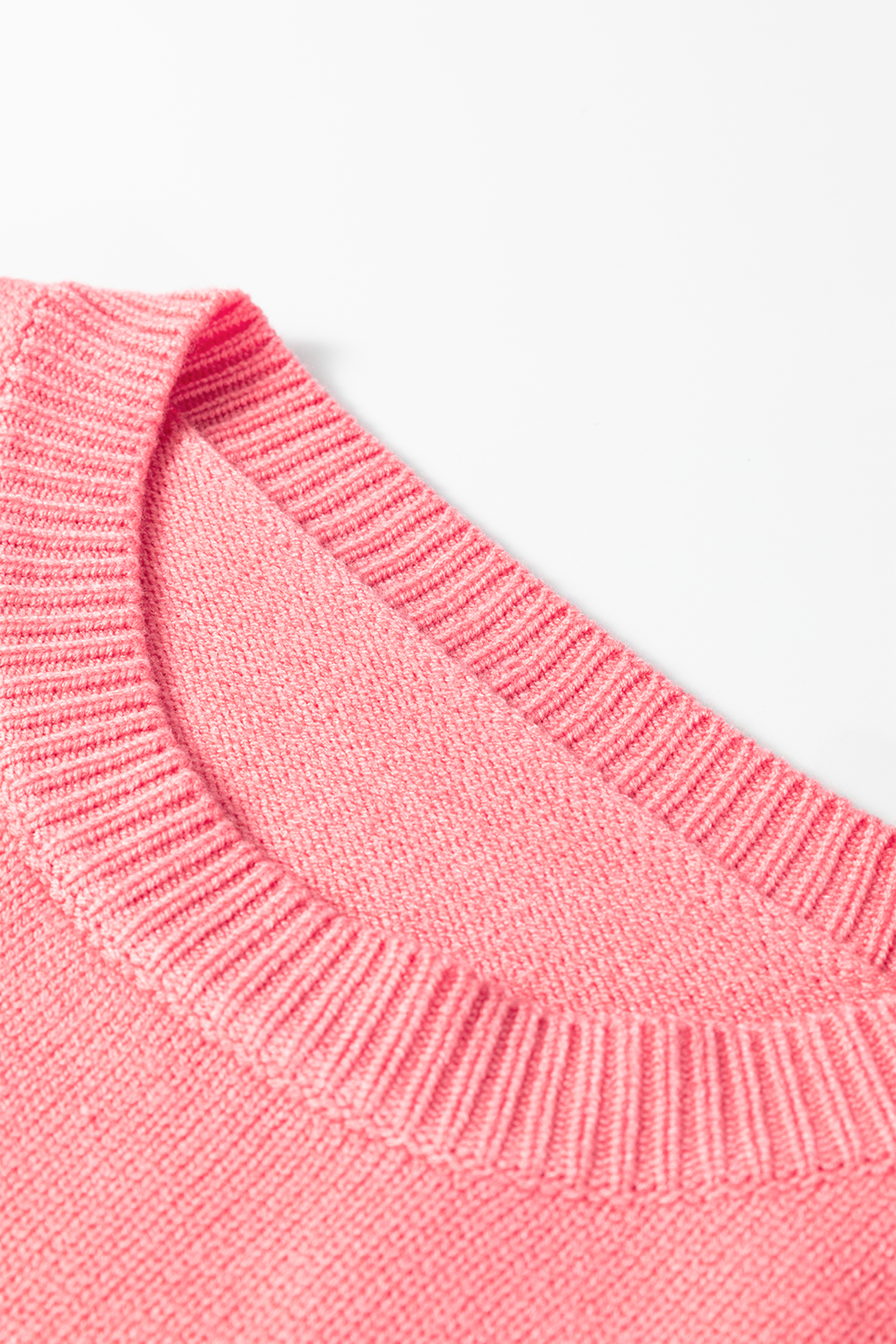 White Heart Bow Graphic Valentine Sweater