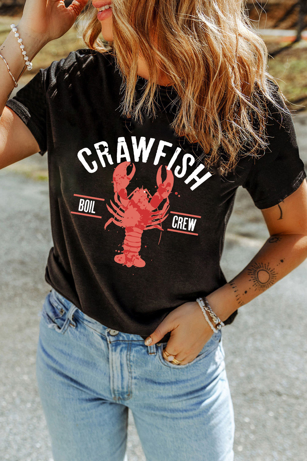 Black CRAWFISH BOIL CREW Distressed Letter Graphic T Shirt