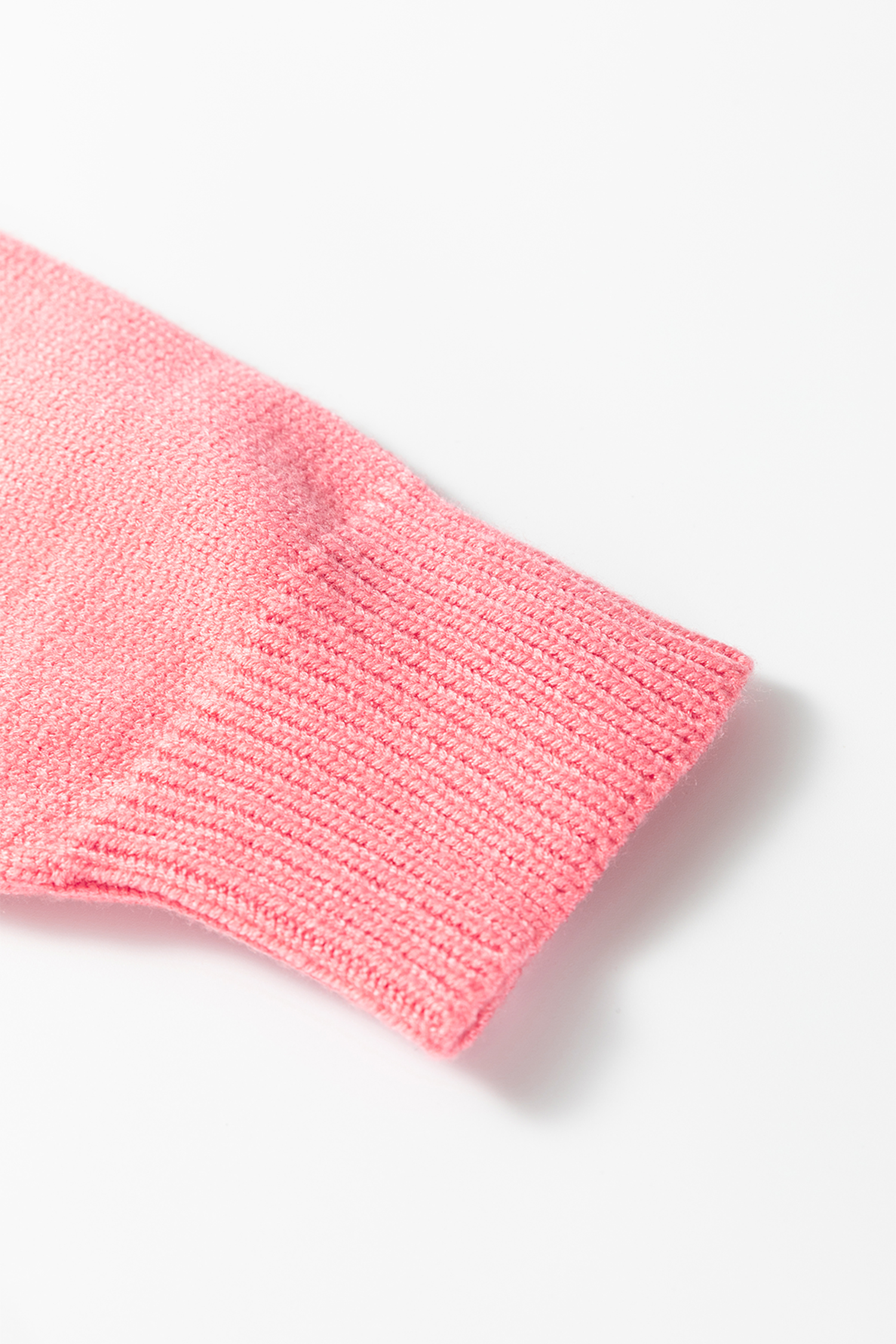 White Heart Bow Graphic Valentine Sweater