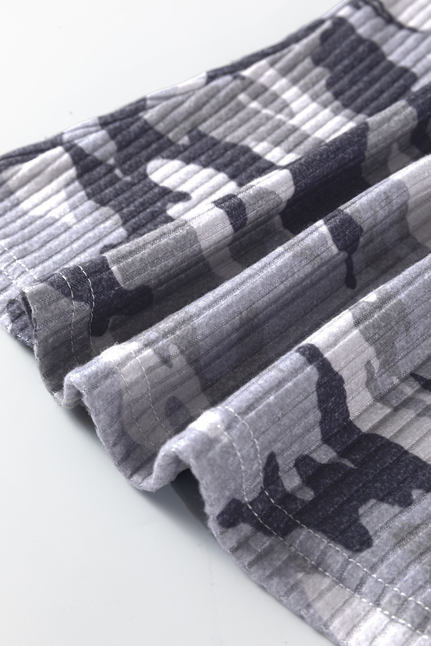 Gray Camouflage Print Ribbed Knit Round Neck Tank Top