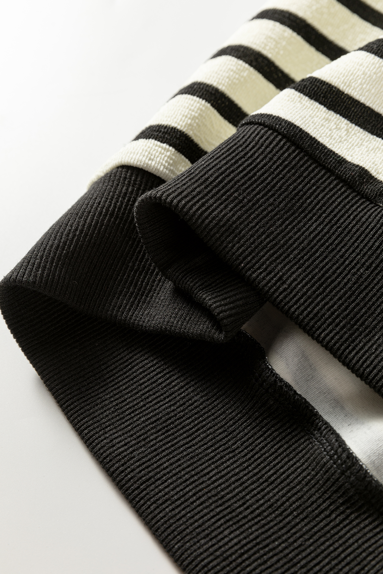 White Stripe Contrast MERRY Letter Christmas Print Drop Shoulder Sweatshirt