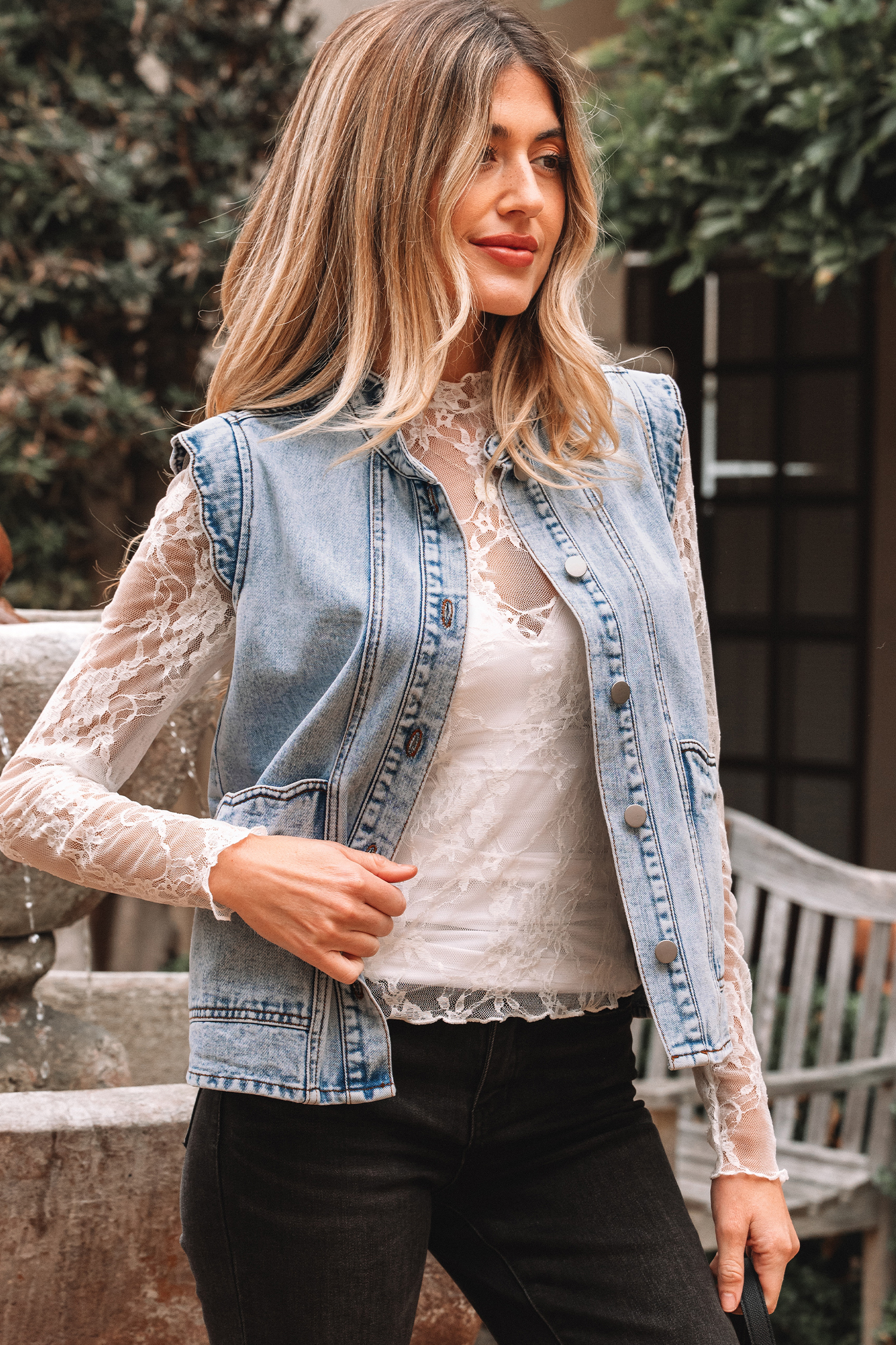 Beau Blue Scalloped Trim Patch Pocket Button Front Denim Vest