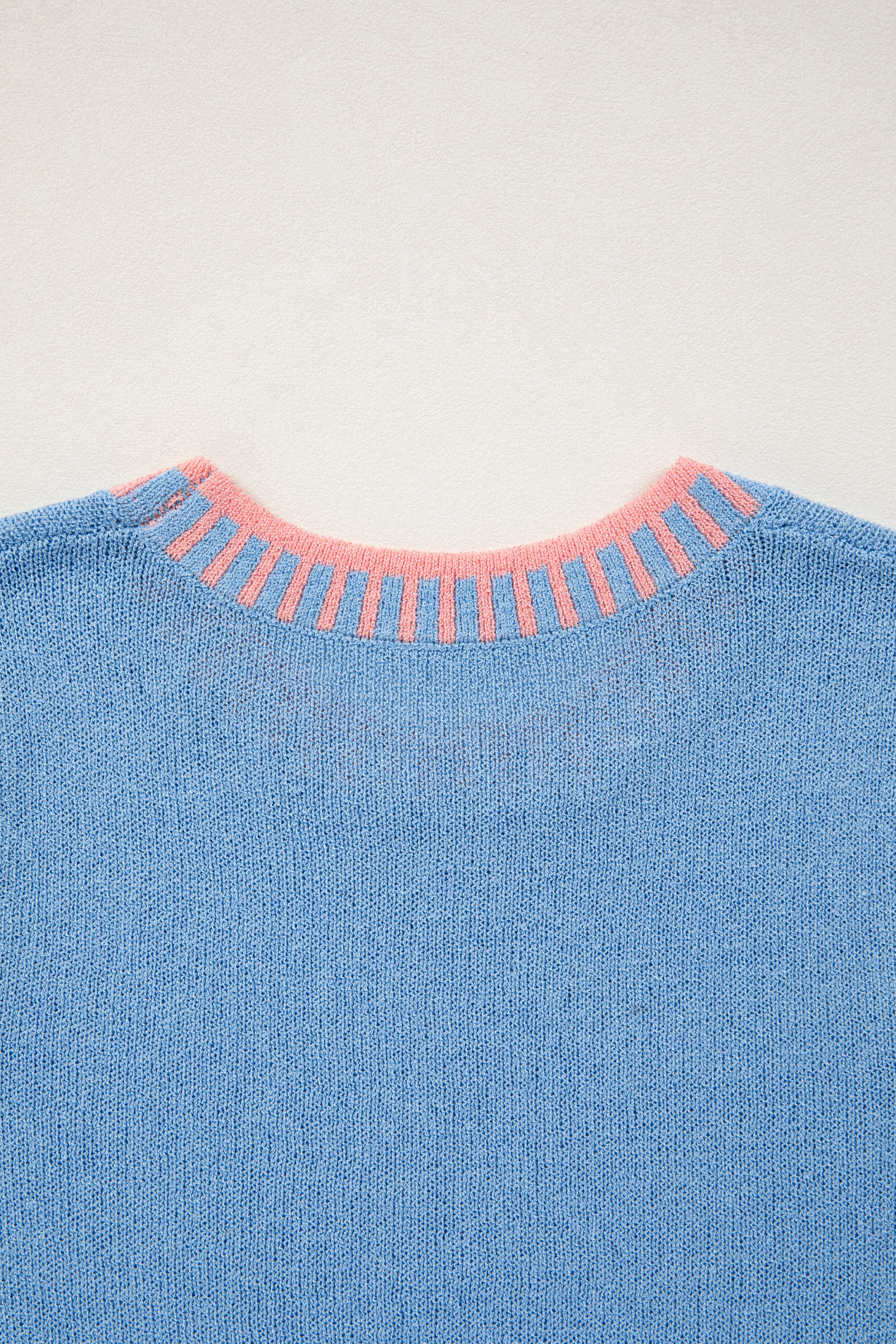 Sky Blue Contrast Trim Round Neck Sleeveless Sweater