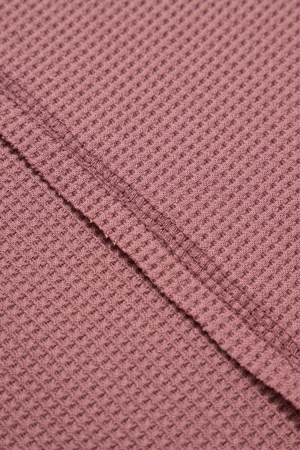 White Exposed Seam Half Sleeve Knitted V Neck Textured Top