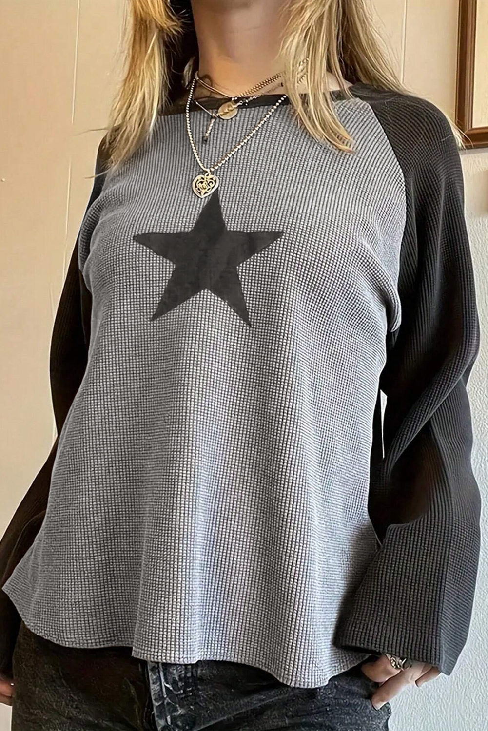 Gray Waffle Knit Colorblock Star Patch Graphic Raglan Top