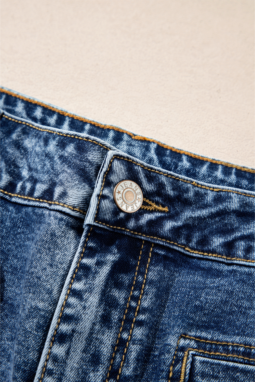 Light Blue Chic Patch Pocket Straight Leg Loose Jeans